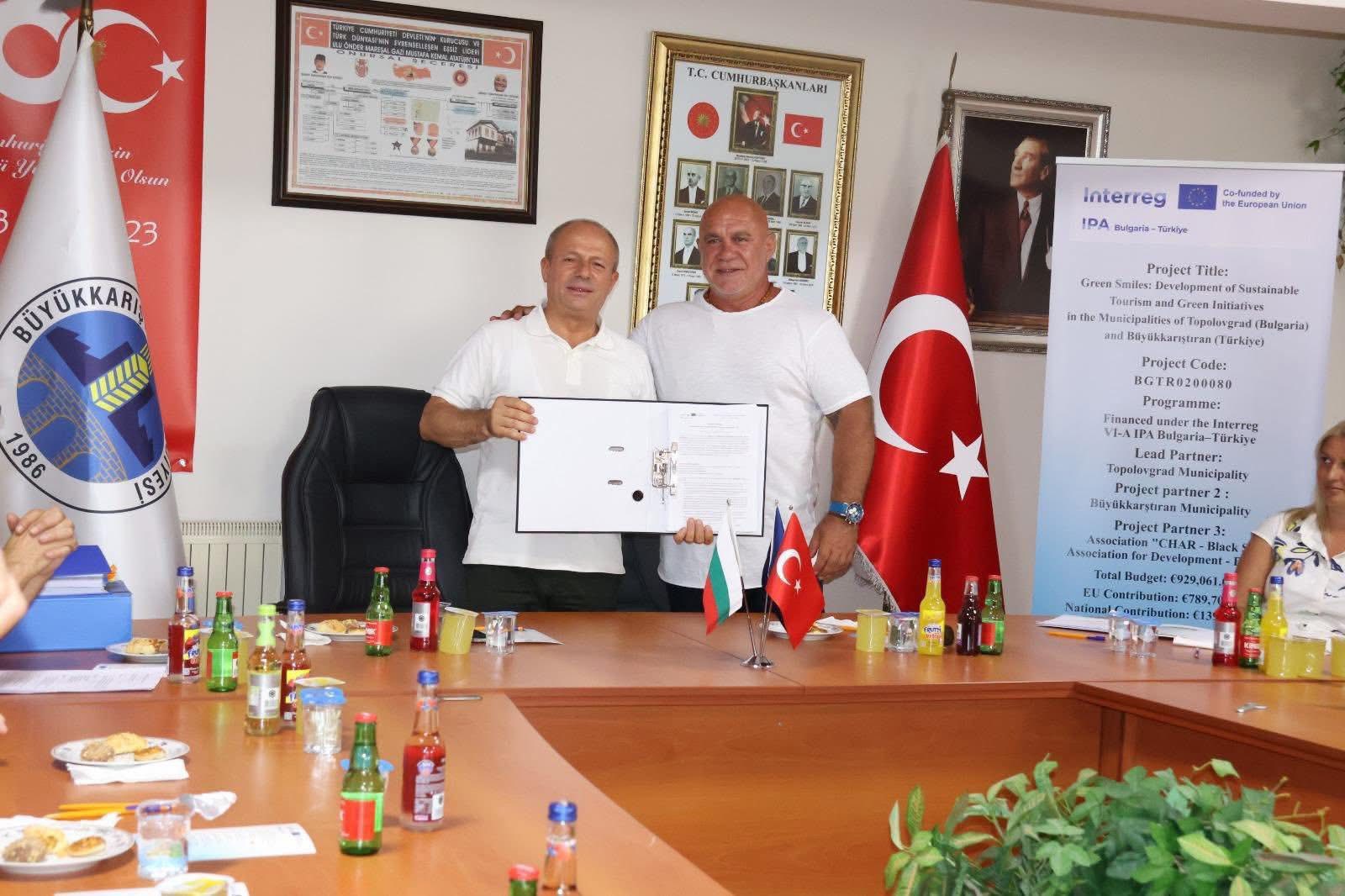 YEŞİL GÜLÜMSEMELER PROJEMİZ HAYIRLI OLSUN