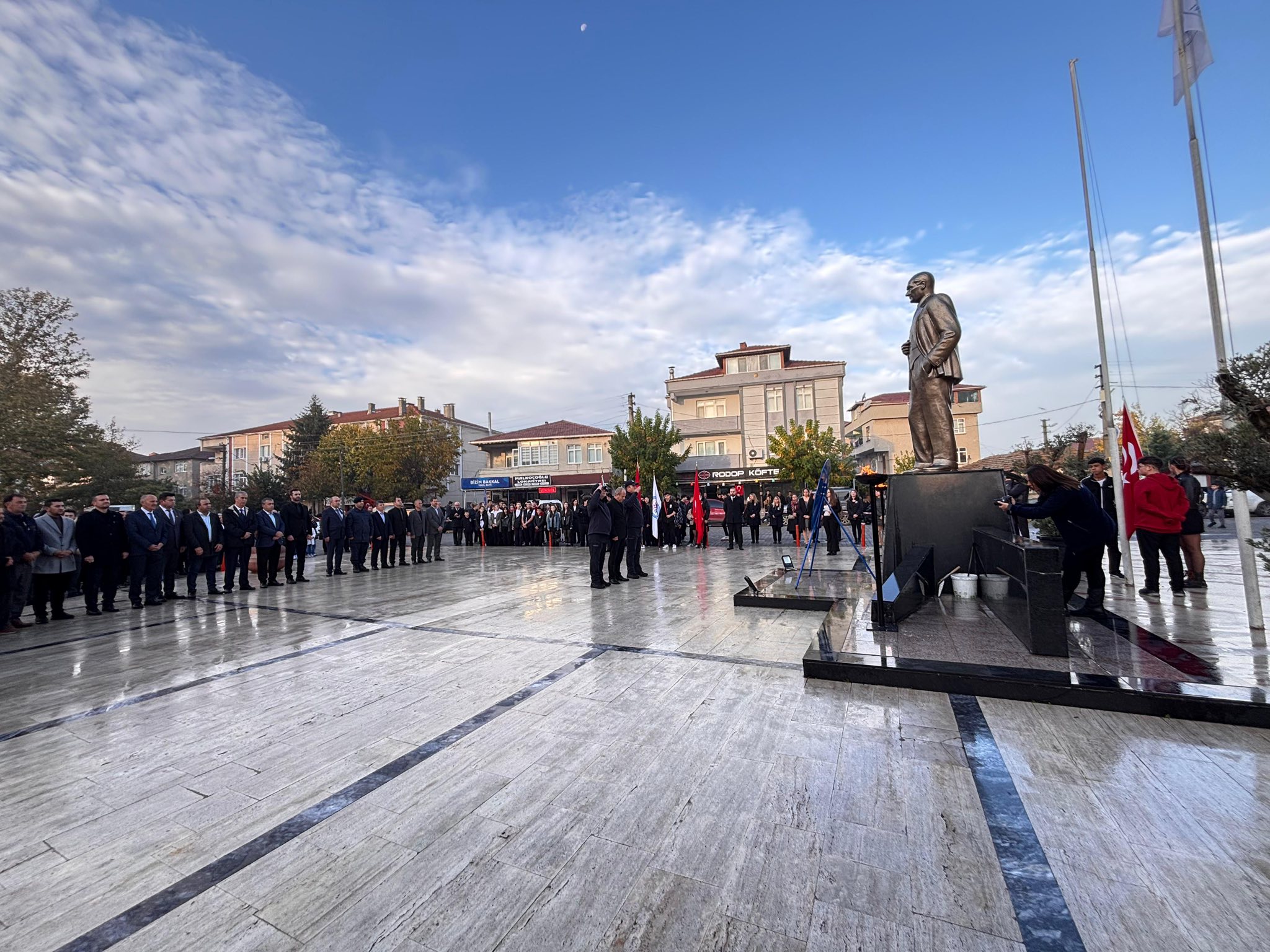 Gazi Mustafa Kemal Atatürk'ün vefatının 87. yıl dönümünde - Görsel 5
