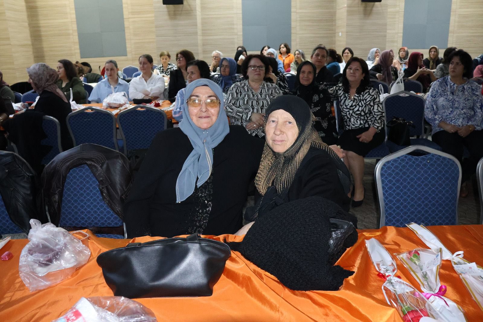ANNELER GÜNÜ ETKİNLİĞİ COŞKUYLA KUTLANDI - Görsel 1