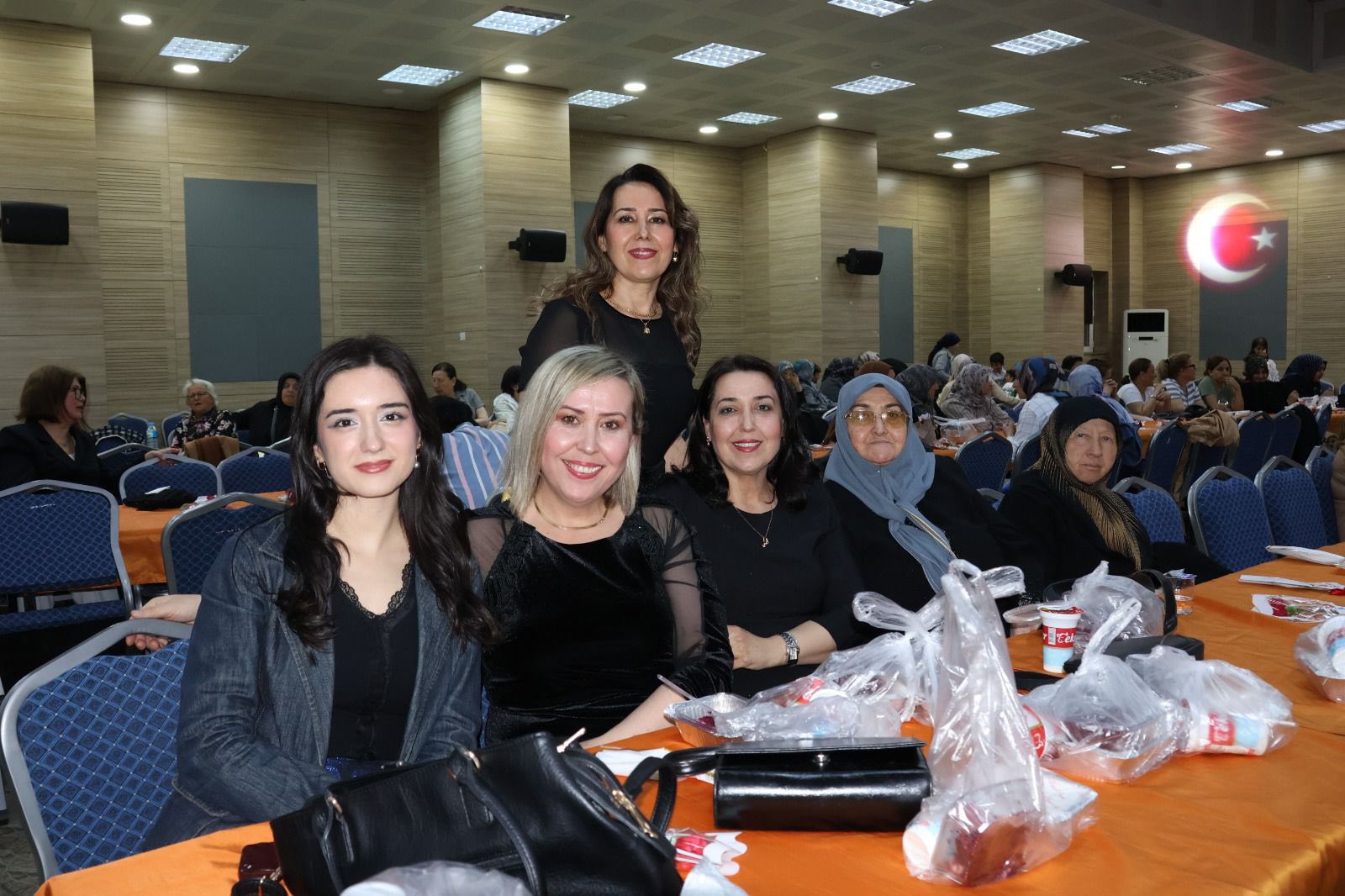 ANNELER GÜNÜ ETKİNLİĞİ COŞKUYLA KUTLANDI - Görsel 10