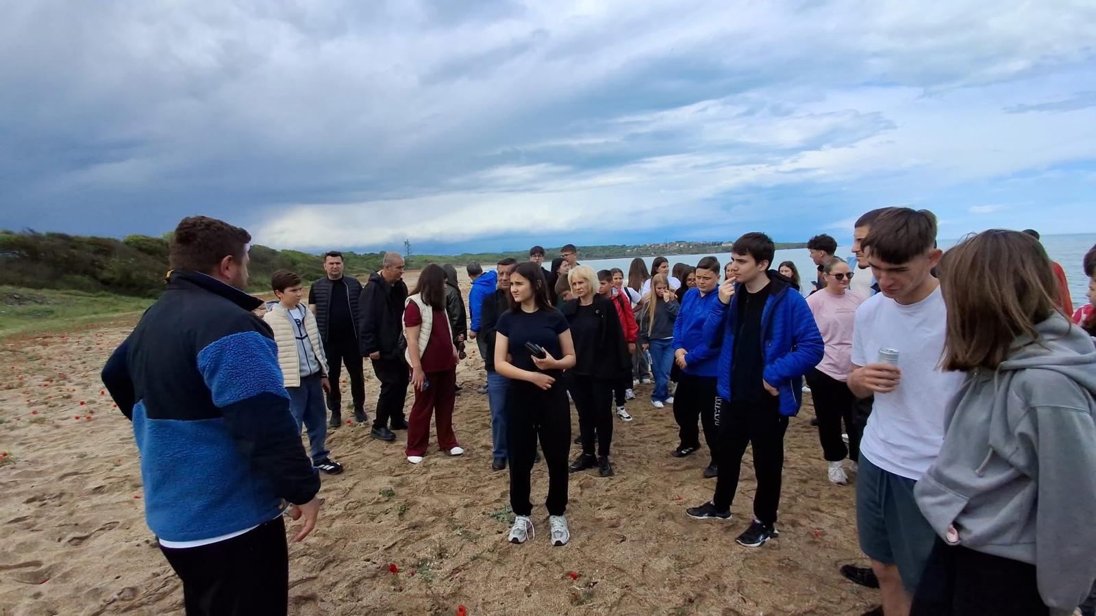 Eko yürüyüş Topolovgrad ve Büyükkarıştaran çocuklarını sevindirdi  /  Еко разходка зарадва децата на Тополовград и Буюккаръщъран - Görsel 5