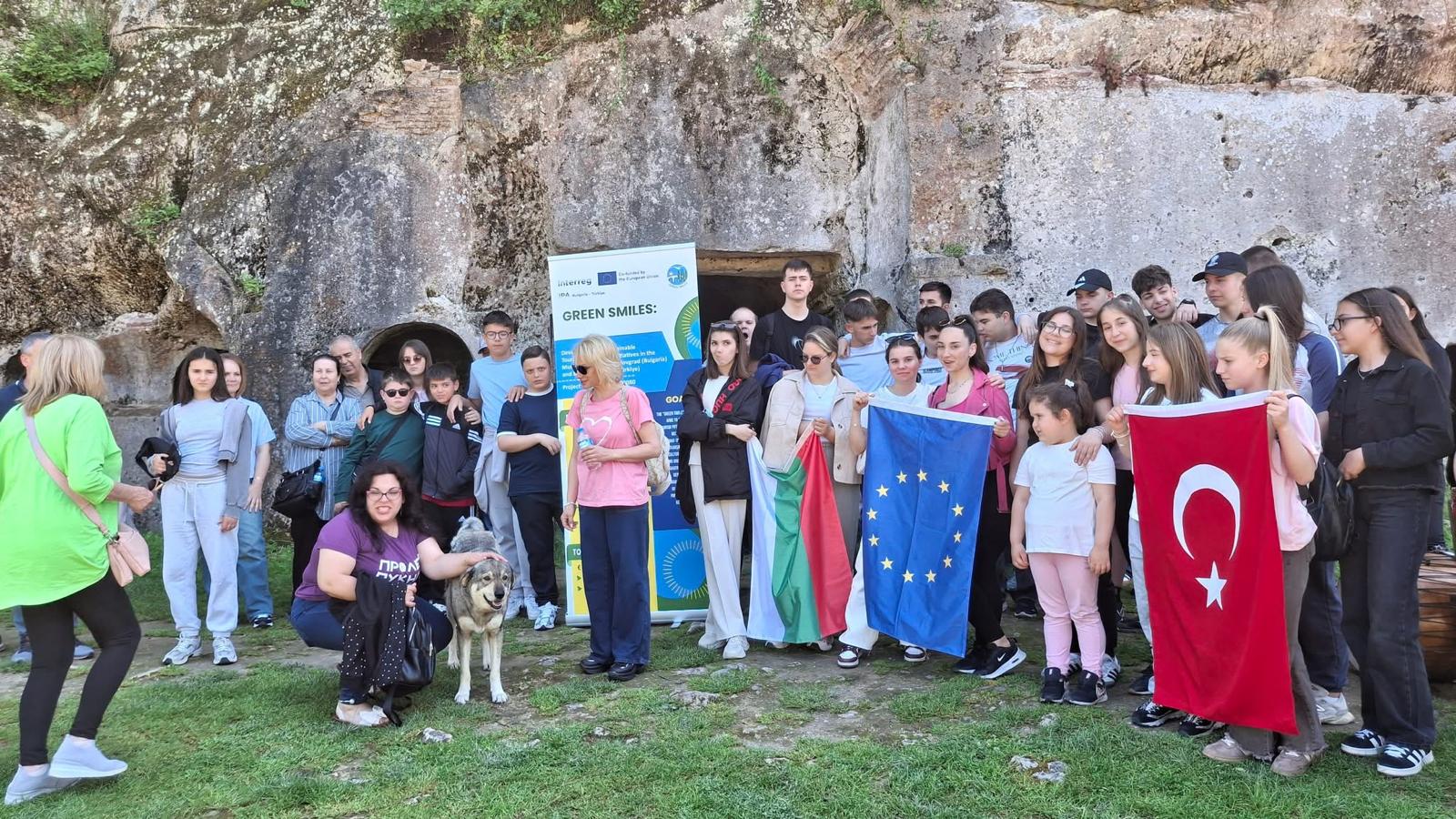 Eko yürüyüş Topolovgrad ve Büyükkarıştaran çocuklarını sevindirdi  /  Еко разходка зарадва децата на Тополовград и Буюккаръщъран - Görsel 42